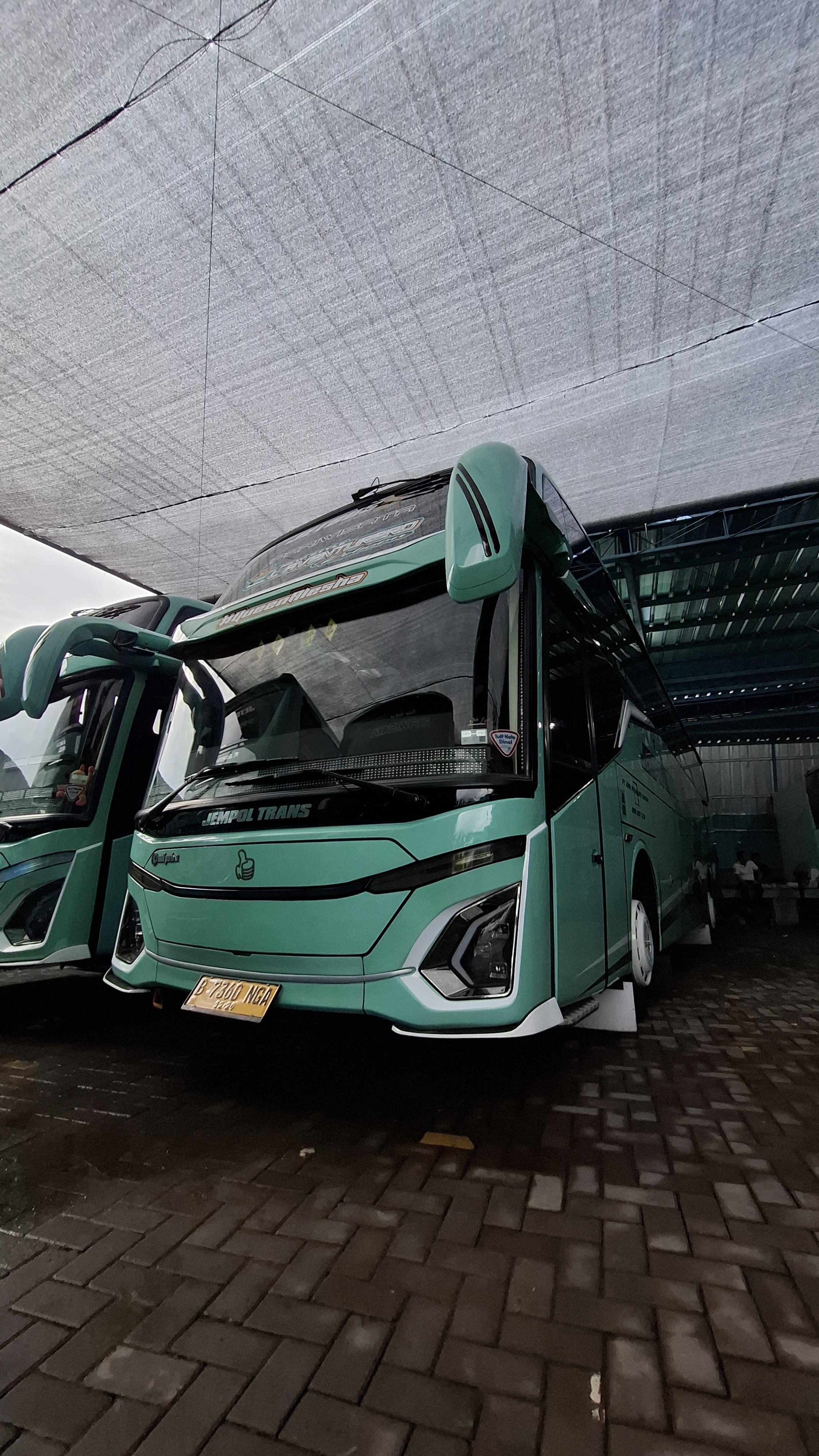 BIG BUS